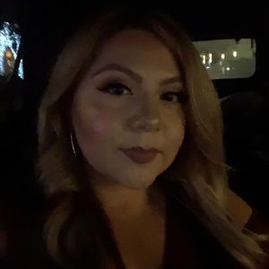 Meet your Posher, Erika